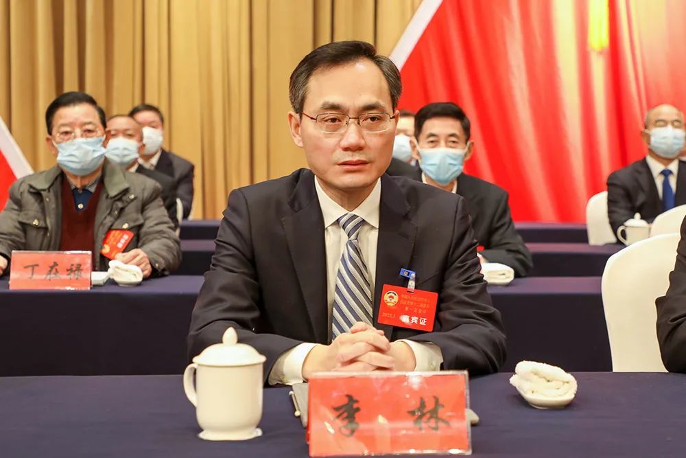 市政协十二届一次会议胜利闭幕孙建年李林等参加大会刘春华讲话