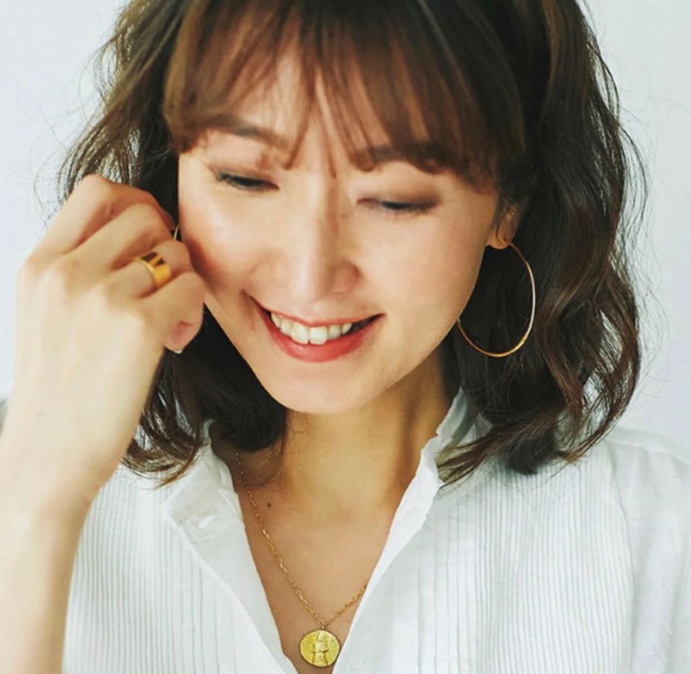 祁东县贩毒人坐牢名单长发4点气场金星短发热衷穿鞋子宽