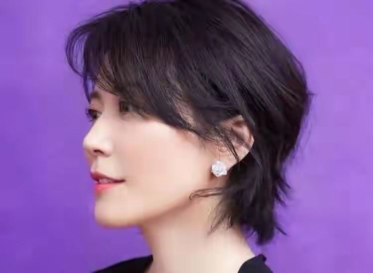祁东县贩毒人坐牢名单长发4点气场金星短发热衷穿鞋子宽