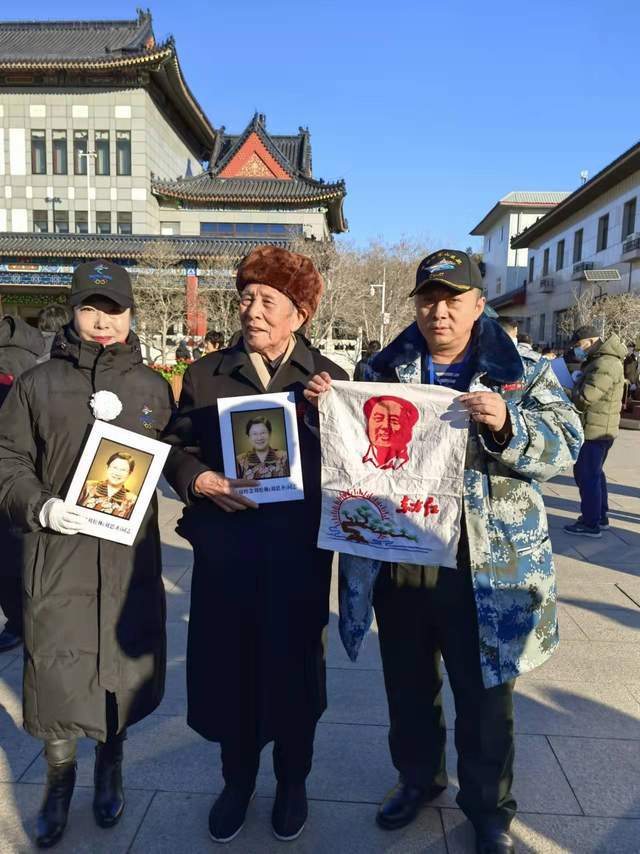 刘思齐同志遗体告别仪式在八宝山殡仪馆举行军品大王前往送别