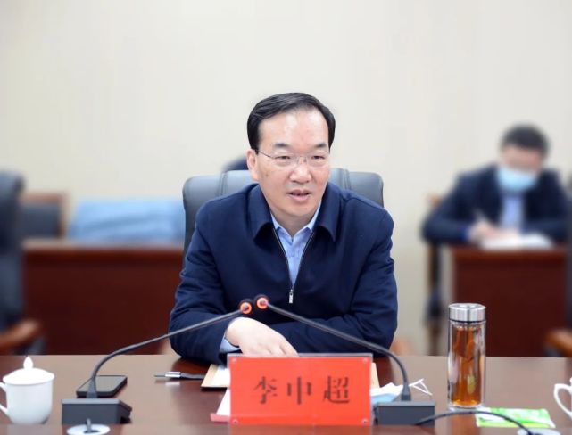 义马市客人来访李中超与袁锐锋会谈