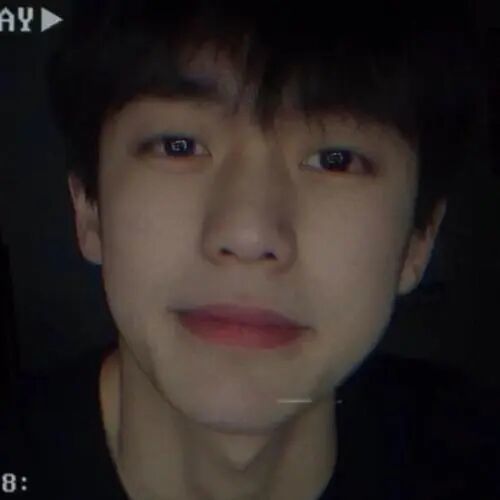 余庆伟帅哥头像