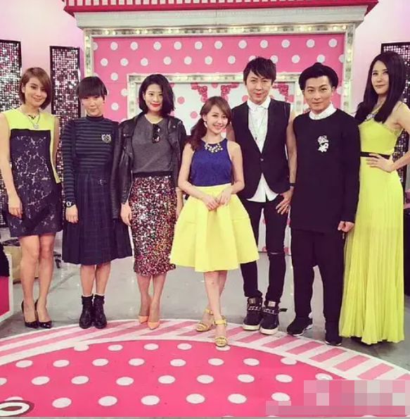 完美的脸蛋,唯一有些缺憾的就是—身高.