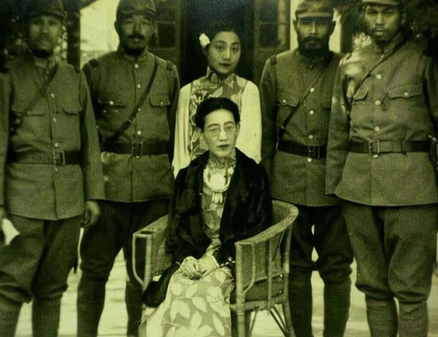 1931年日本为了挑起事端,成立了"满洲青年联盟",由日本狂热分子以及