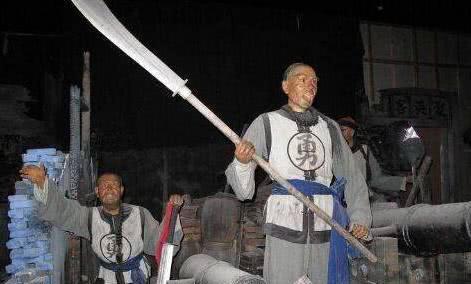 清朝士兵胸前的兵和勇有何分别勇字见了兵字的吓得绕道走