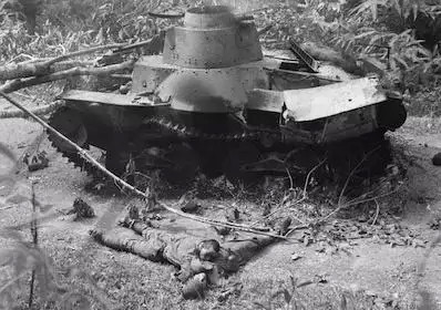 二战马来亚战役英军兵力占优却遭惨败是因为轻视日本人吗