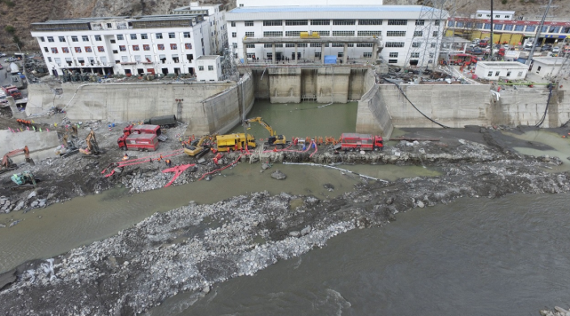 丹巴关州水电站抢险工作完成累计排水45万余方