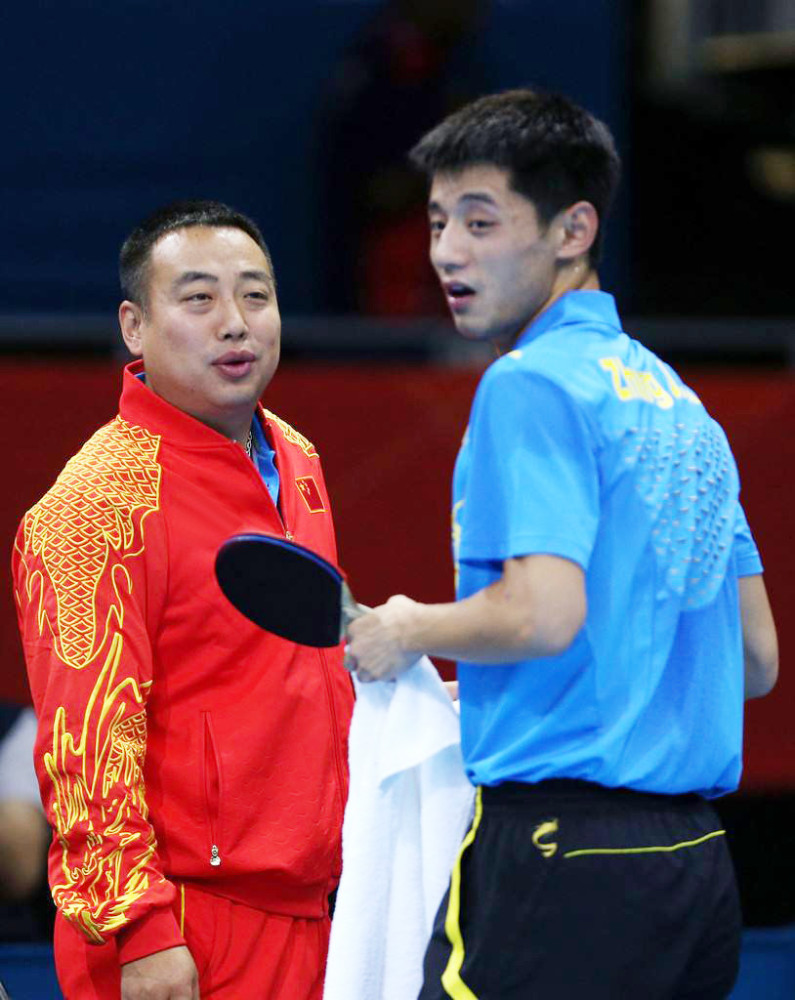 刘国梁的妻子王瑾:结婚16年,我看到了丈夫的泪光与心痛_腾讯新闻