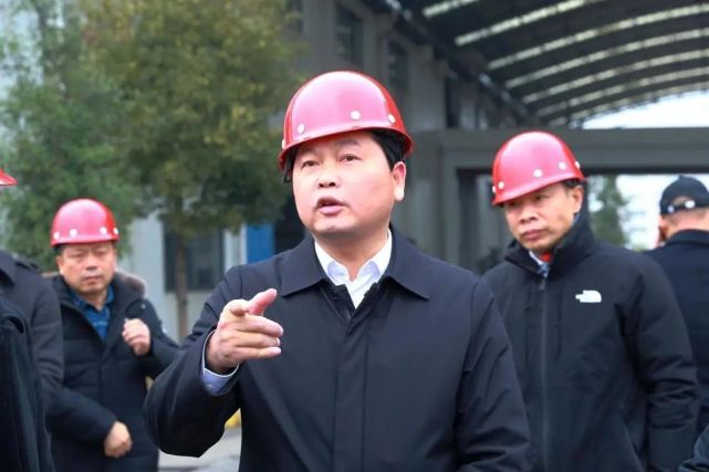 杨智勇调度安全生产工作