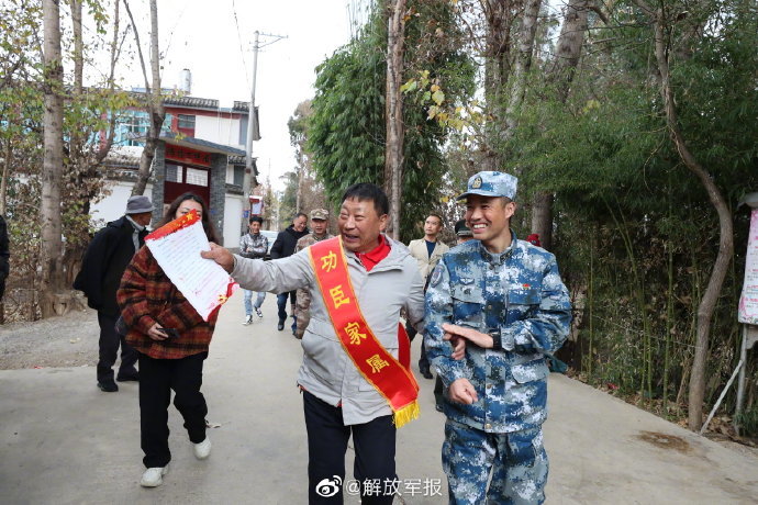 北京新增本土病例居住小区紧急封闭，有送物品者被封闭在小区一部有分娩镜头的外国纪录片