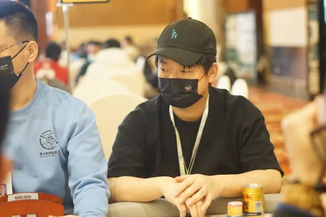 越来越热闹的比赛当然是吸引更多的知名选手前来一战:郑天豪,孙世杰