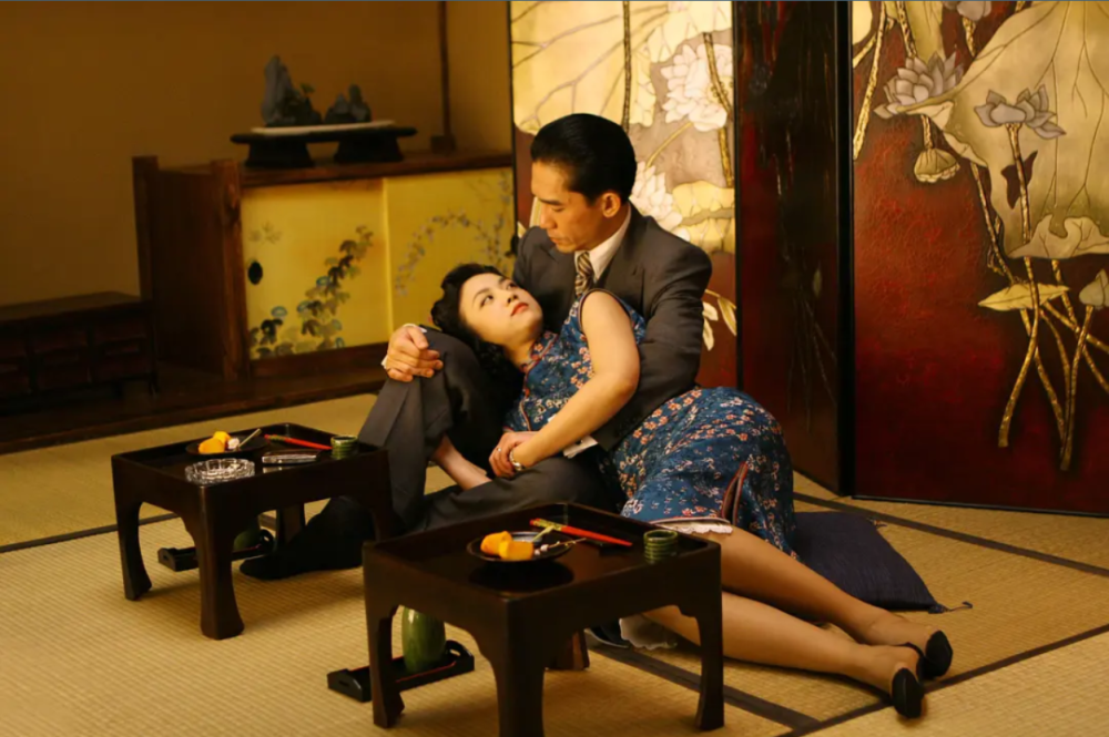 余亮评爱情神话没有铁证如山的爱情又如何