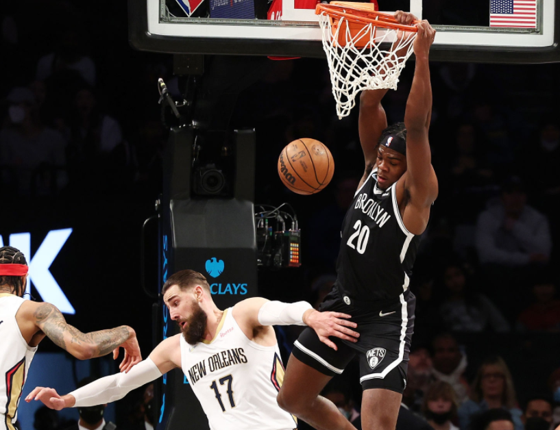 篮网队史第四年轻两双球员夏普12分10板哈登不看人传球助飞