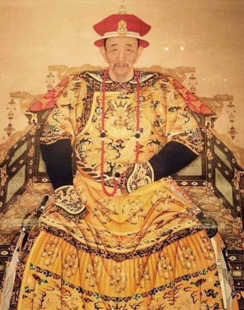 被低估的千古一帝康熙认为他的功绩远胜汉唐后人却把他当暴君