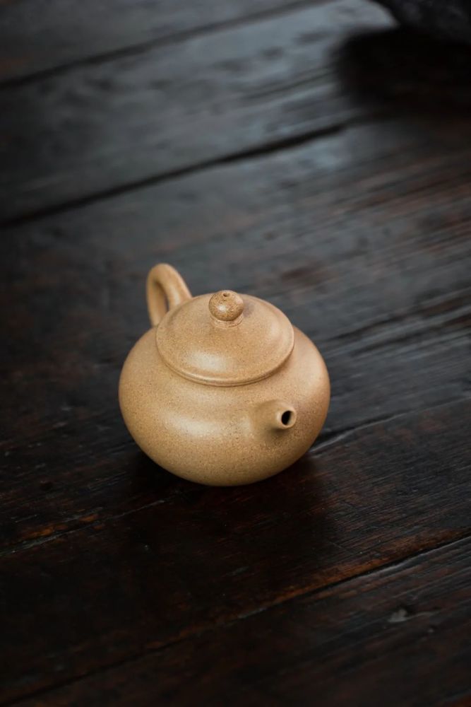 西云堂段泥紫泥莲子150cc