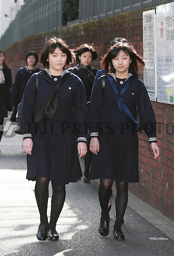 纪子妃过于霸道与佳子公主频发冲突,无休止的争吵让母女关系破裂