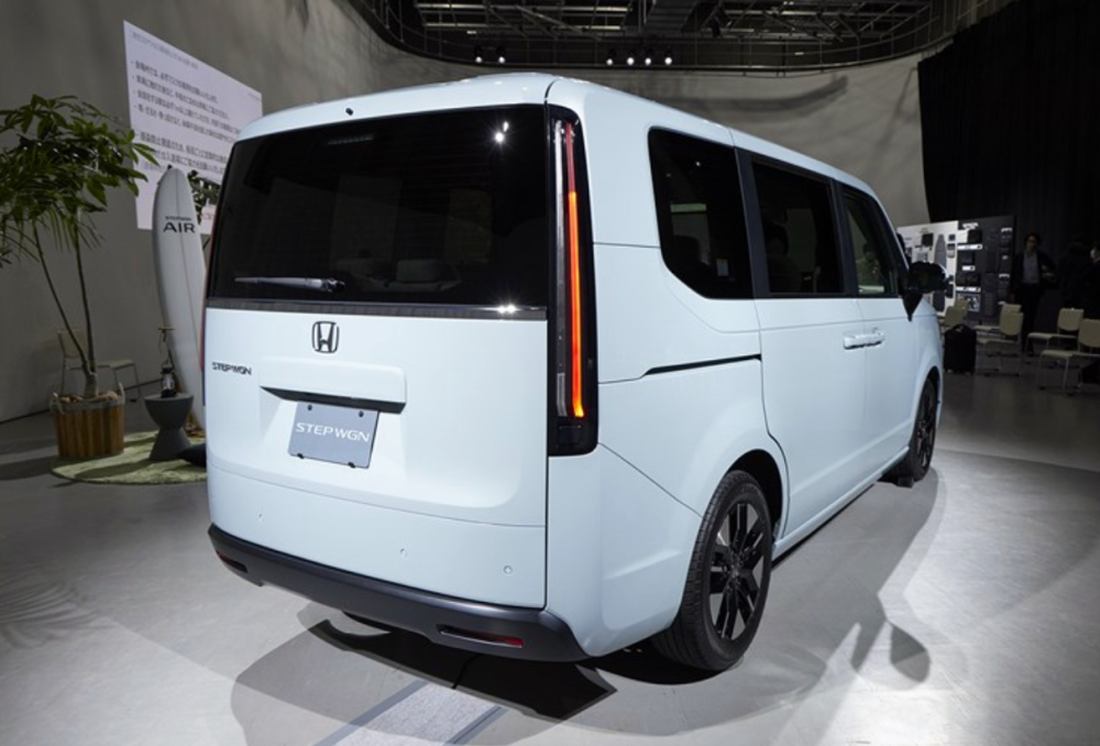 本田新款大7座mpv亮相,搭载e:hev混动系统