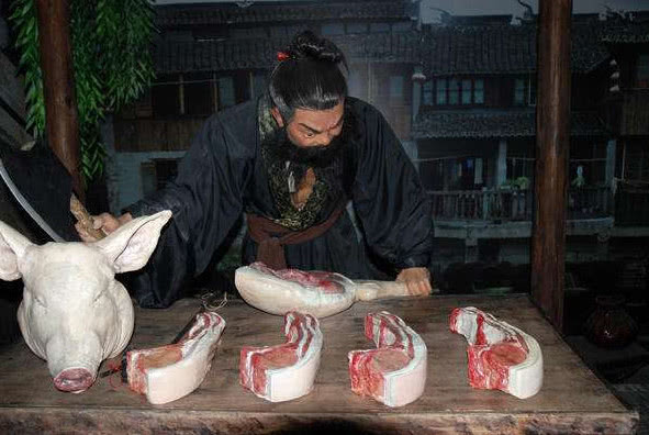 张飞在河北屠猪关羽在山西卖枣他们的武艺都是跟谁学的