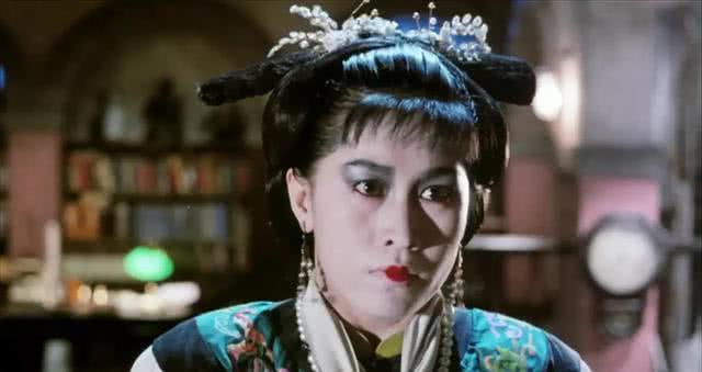 为什么中国僵尸都穿清朝官服并非胡说八道答案让人脊背发凉