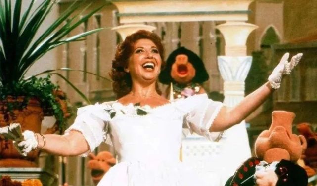 贝弗利·希尔斯(beverly sills,1929年5月25日-2007年7月2日)美国著名