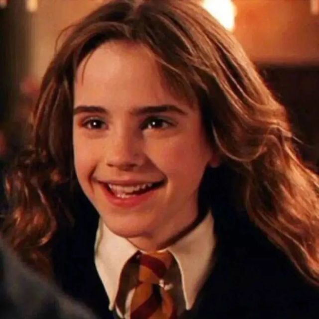 艾玛沃特森哈利波特里的赫敏