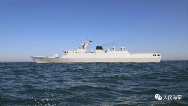 冬日暖阳海军黄石舰真情援建黄石市花湖小学