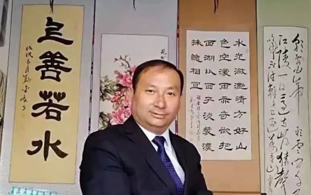 打开腾讯新闻,查看更多图片 >【艺术家简介】刘金凯,汉族,出生1973年