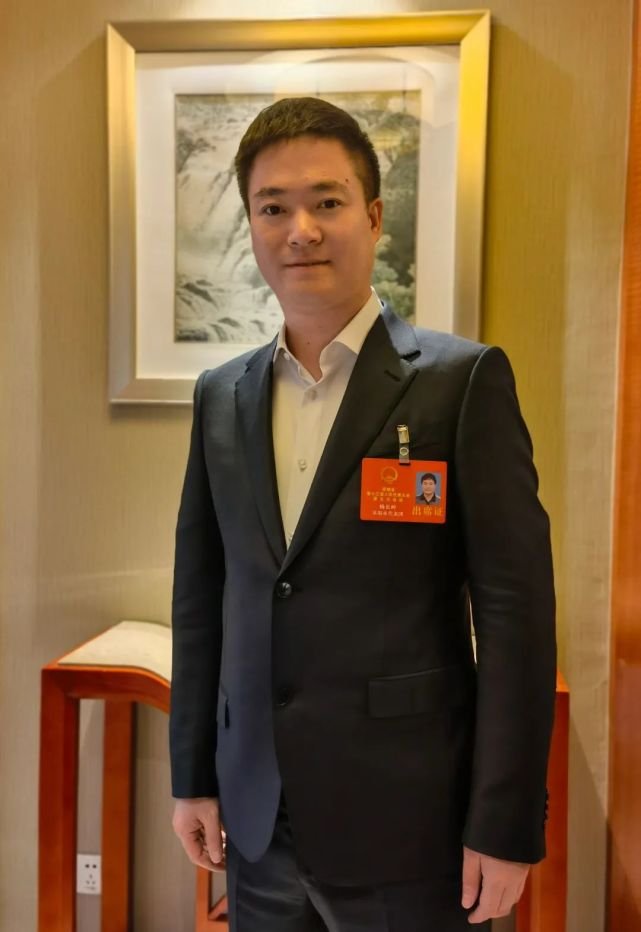 省两会进行时杨长岭代表会前心声