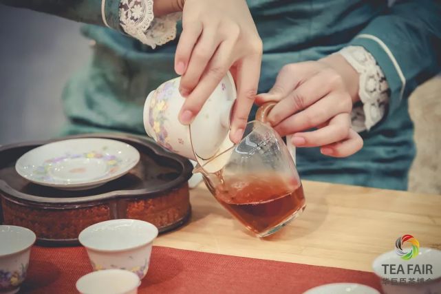 一分钟带你解锁闻茶香的正确姿势