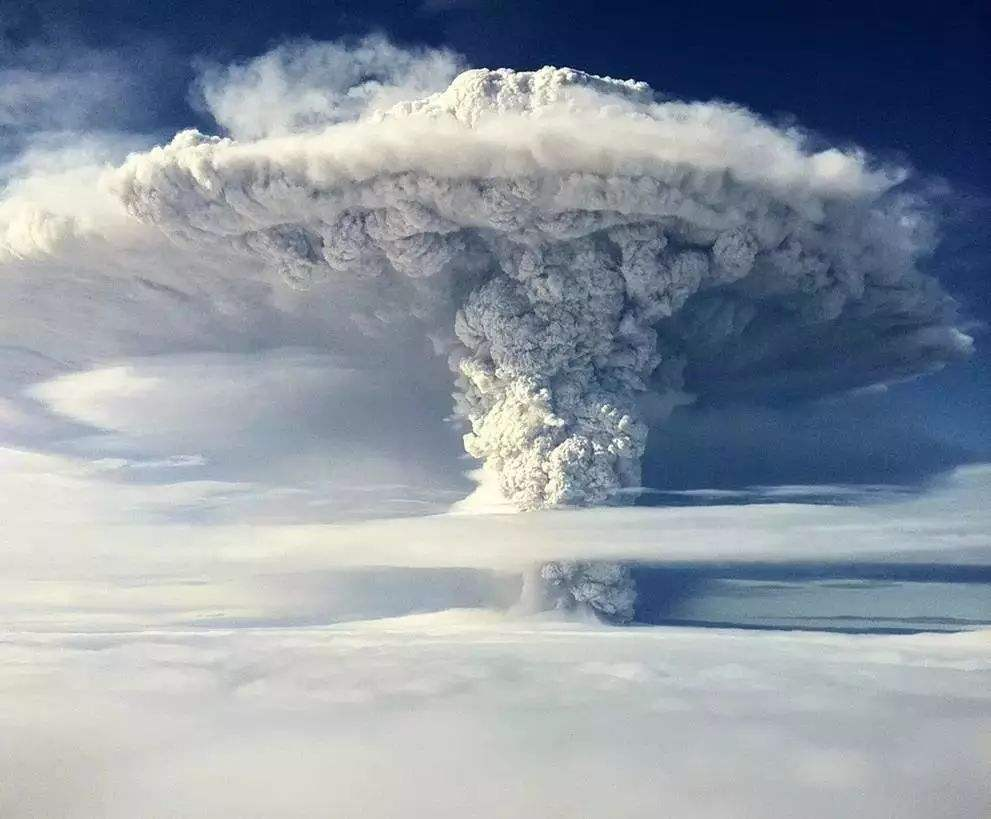 汤加火山爆发的危害图片