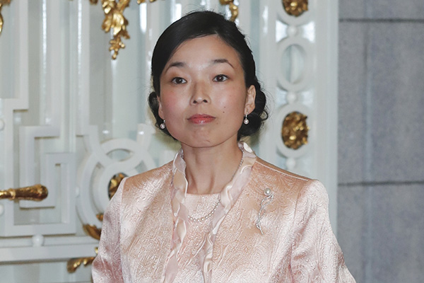 日本最年长女王彬子海归学霸却婚姻坎坷40岁仍孑然一身