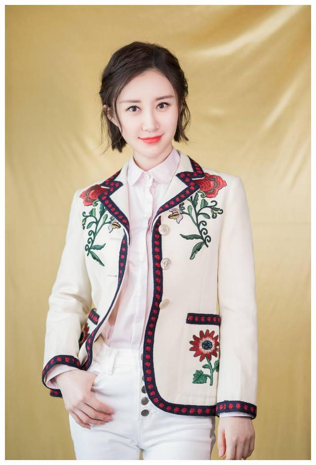 舒畅的三段绯闻感情有新感情隐婚还生子和李易峰还传过绯闻