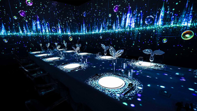 网红沉浸式餐厅从感官到味蕾逐一征服顾客