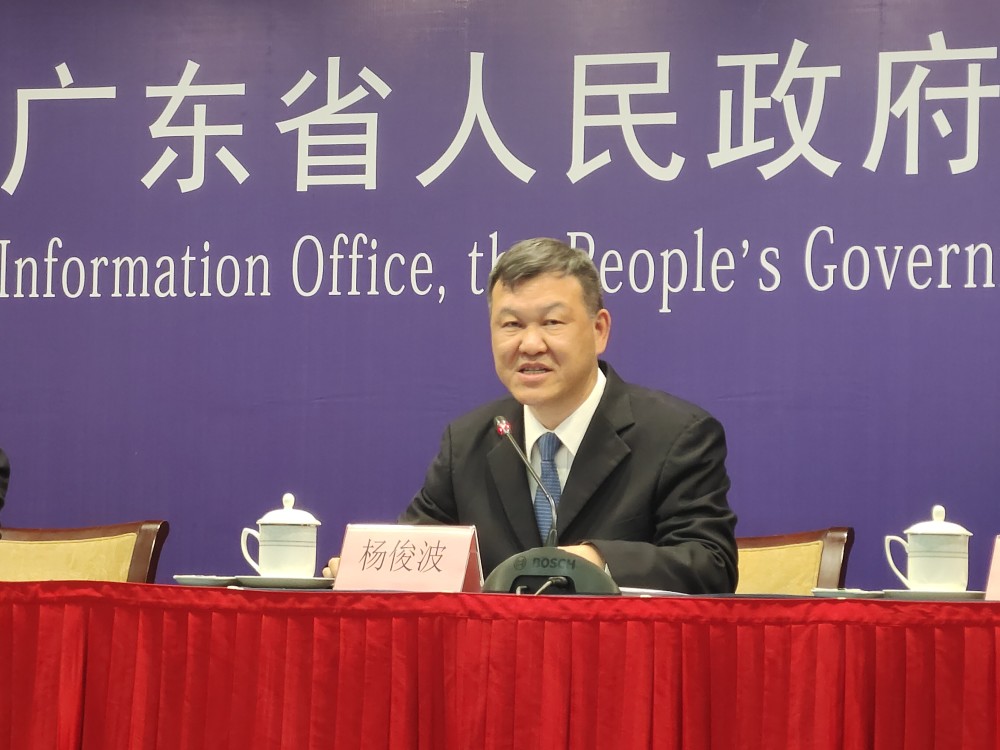 杨俊波透露,2022年,广东将深入贯彻落实交通强省建设大会部署,推动