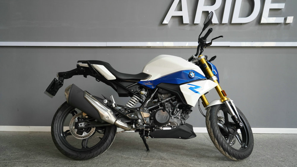 年轻人的第一台bmw机车宝马g310r新款到店实拍