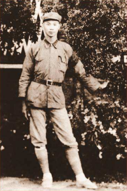 1985年杨成武回忆录出版,谈及老战友黄开湘:他是长征路上的英雄