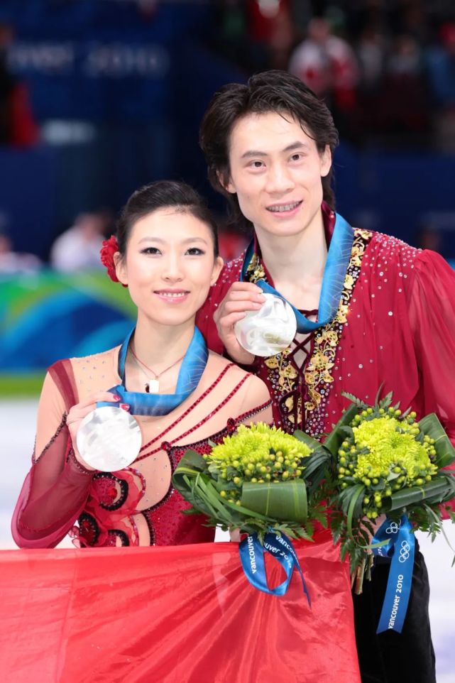 庞清佟健人生换场但梦想还在继续冬奥来了