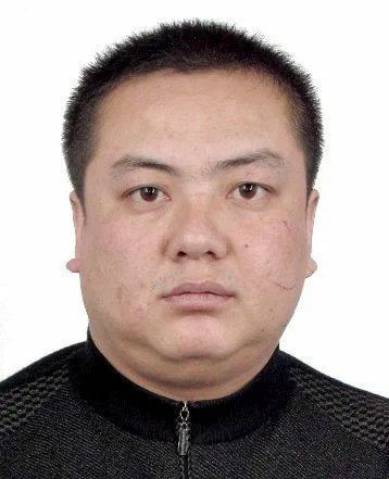 余宪军,43岁,海东市乐都区碾伯镇人李万斌,32岁,海东市乐都区碾伯镇人