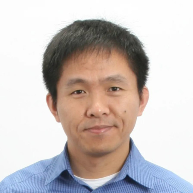 中国科大校友陈伟杰当选国际光学工程学会会士