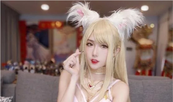 面对众多男粉丝在微博下的留言,腐团儿顿时不知所措