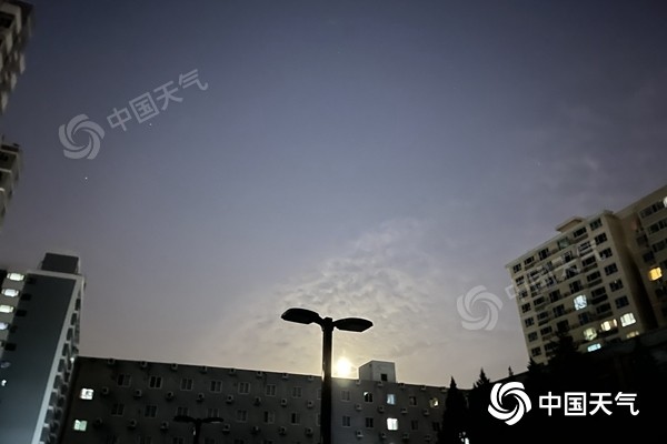 今天北京晴间多云明后天天气转阴