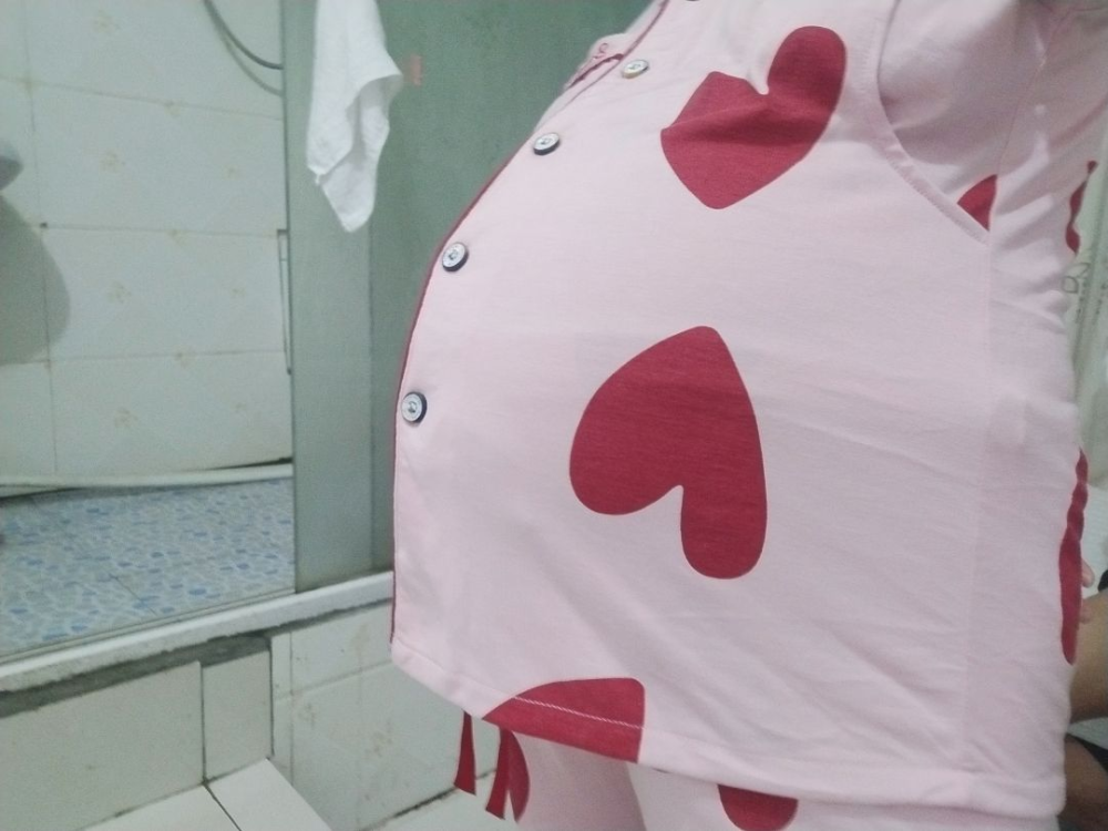 大部分初次生产的孕妇半入盆后还要等待一段时间,等待胎儿入盆才具备