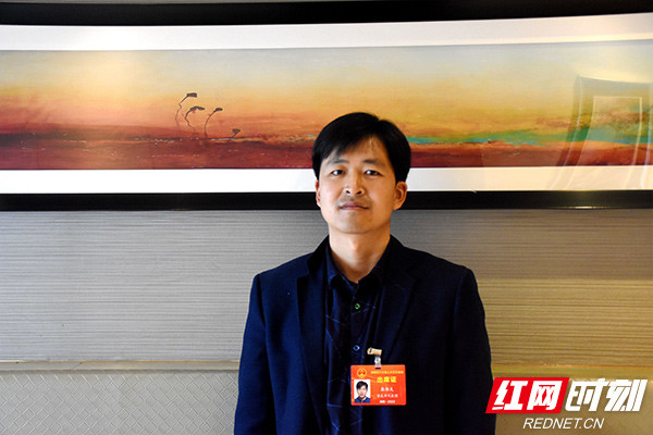 龚雄夫:做好生态惠民的大文章报告中指出:"始终把实现好,维护好,发展