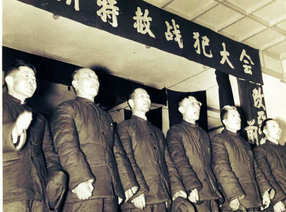 他们是杜聿明,王耀武,曾扩情,宋希濂,陈长捷,杨伯涛,郑庭笈,邱行湘