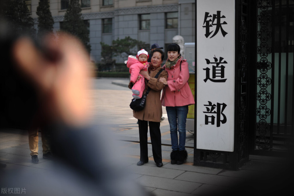 中国人口迁移_《中国移民史》再版增加百万字浓墨重彩书写中国人口迁移20世