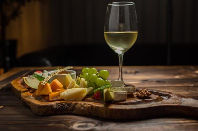 法国葡萄酒特色配餐知识法国葡萄酒与美食小百科二