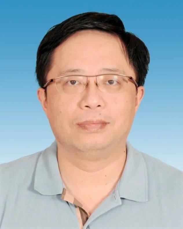 陈翔同志简介免去陶立坚同志的中南大学党委常务副书记职务;免去