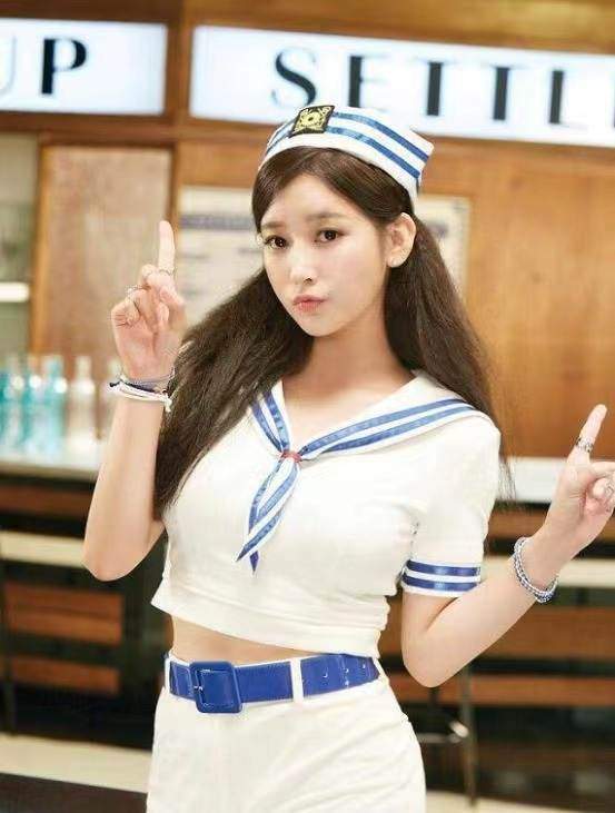 tara朴素妍发长文官宣结婚男方是小9岁足球选手11月举办婚礼