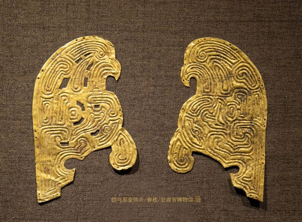 我在博物馆里拍黄金玄鸟生商封王土秦扫六合始皇出