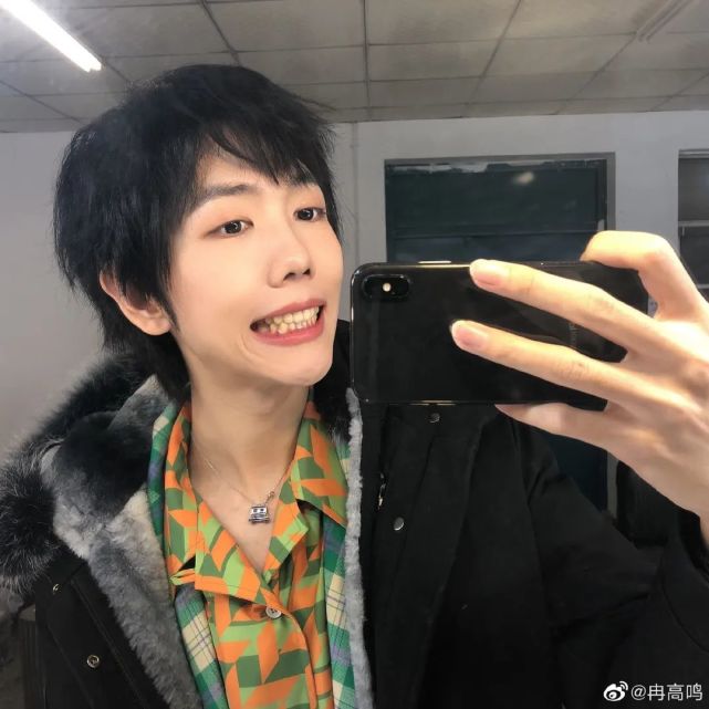 播音鬼才冉高鸣呼吁理性做自己,幽默风趣的演讲笑翻全场!